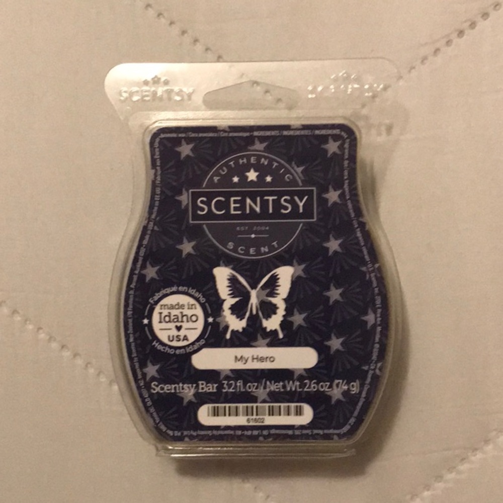 New Scentsy My Hero scent bar.